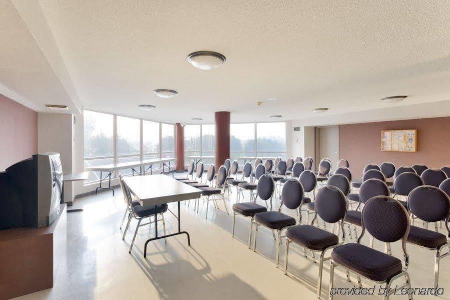 Residence & Conference Centre - Toronto Exteriör bild